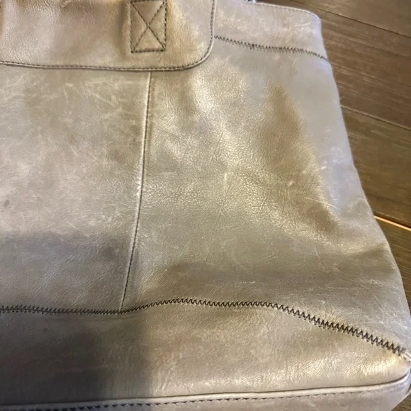 Light Grey Kelsi Dagger Leather Fringe Bag - Picture 9 of 16